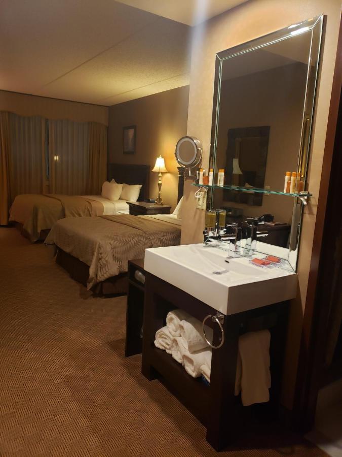 Salvatores Grand Hotel Williamsville Eksteriør bilde